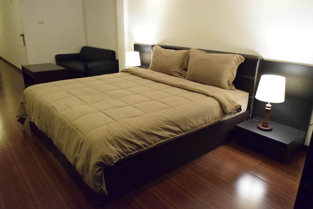 Hideaway Guest House And Bar Pattaya Exteriör bild
