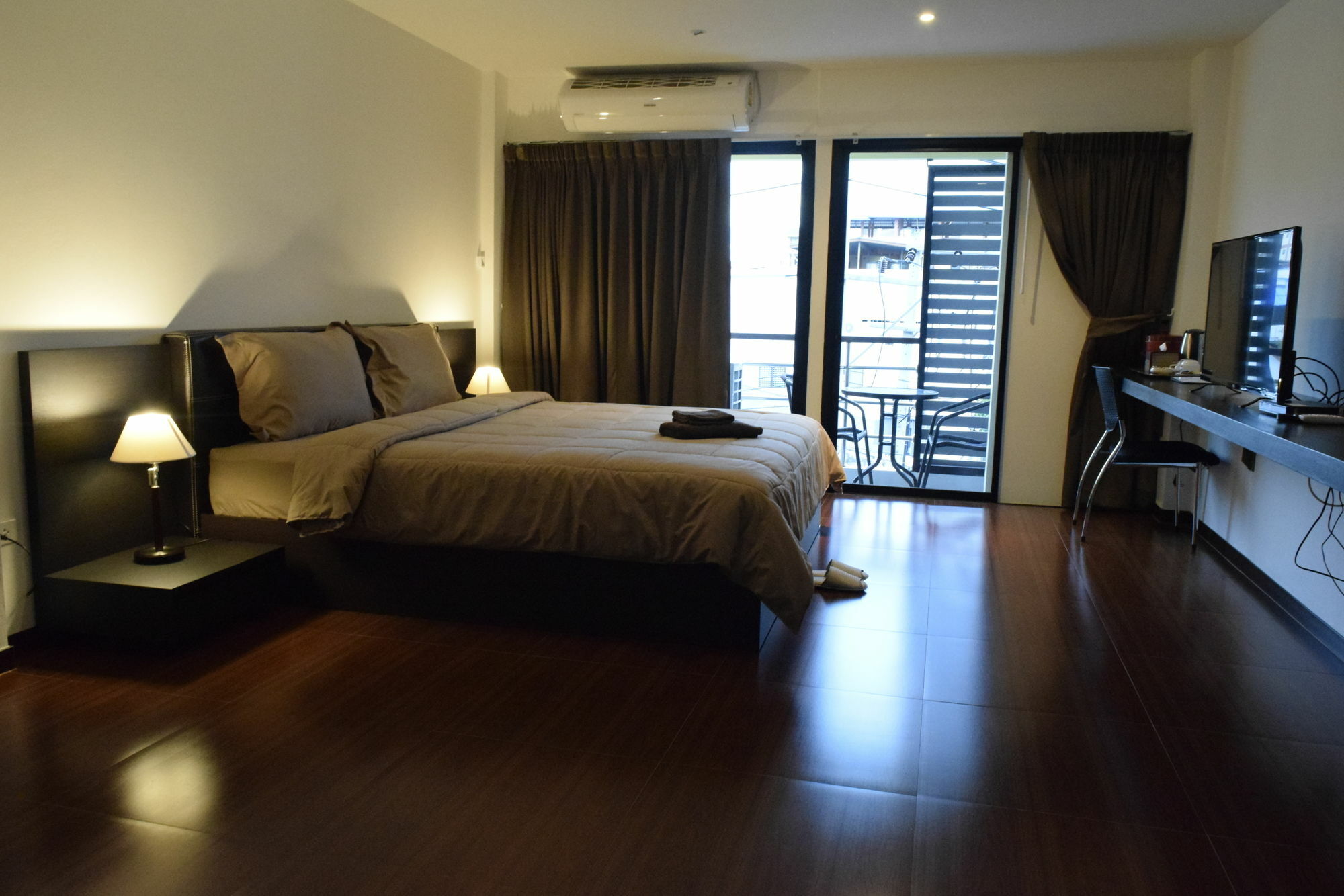 Hideaway Guest House And Bar Pattaya Exteriör bild
