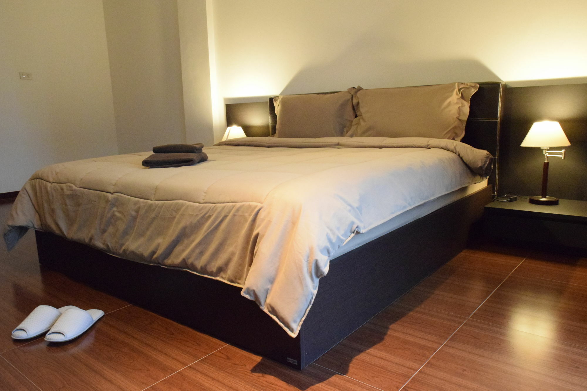 Hideaway Guest House And Bar Pattaya Exteriör bild